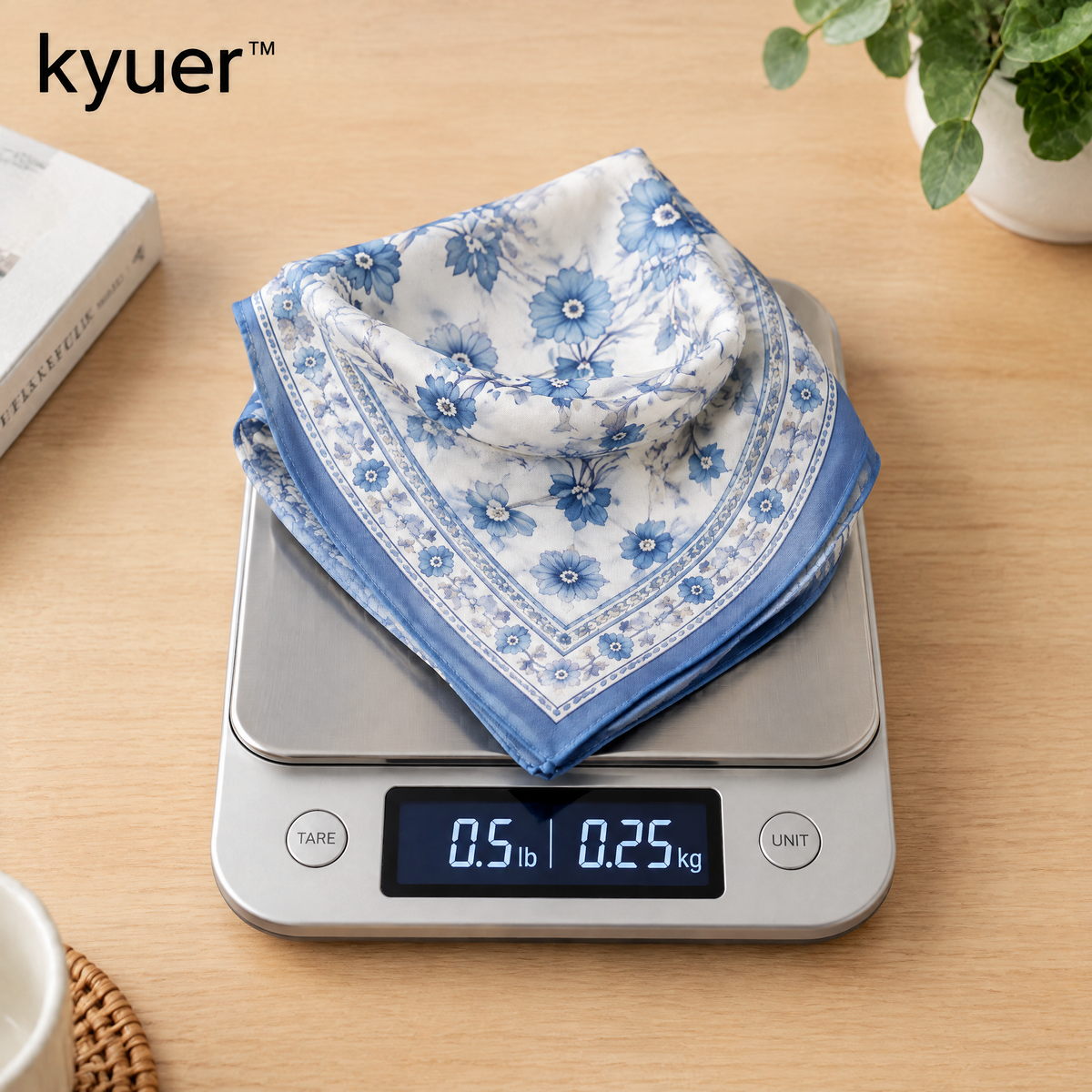 kyuer™ Celeste Printed Square Scarf - weight